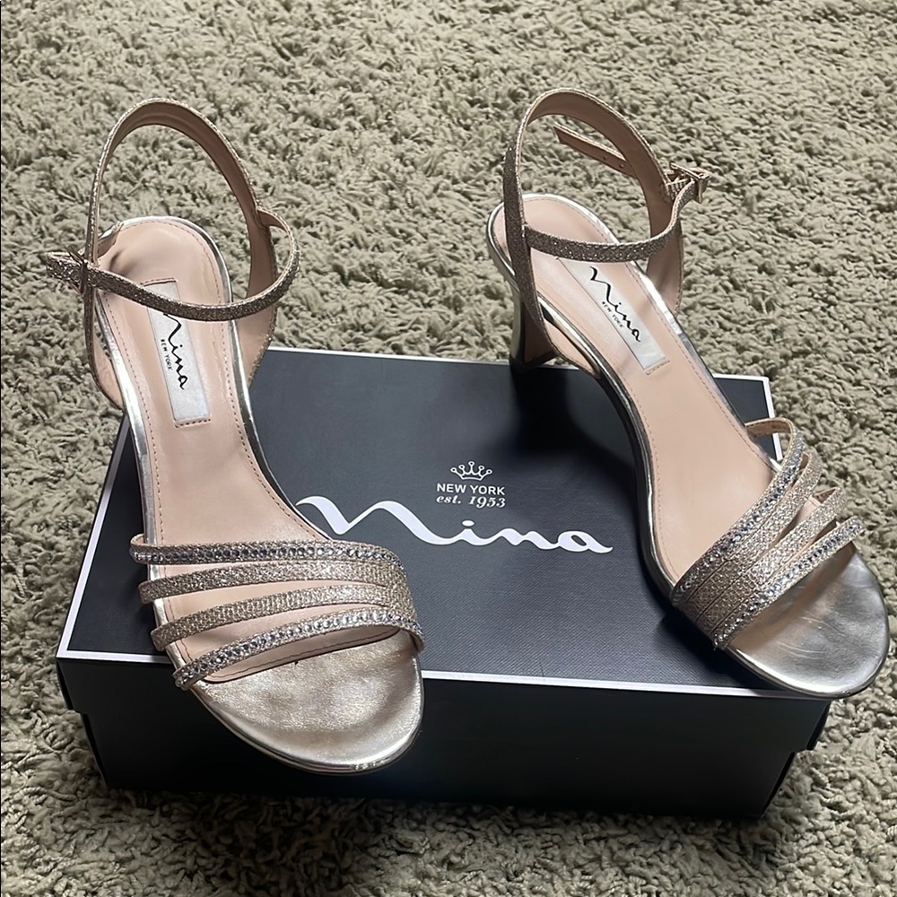 Nina Women's Gold Strappy Heels size 8.5